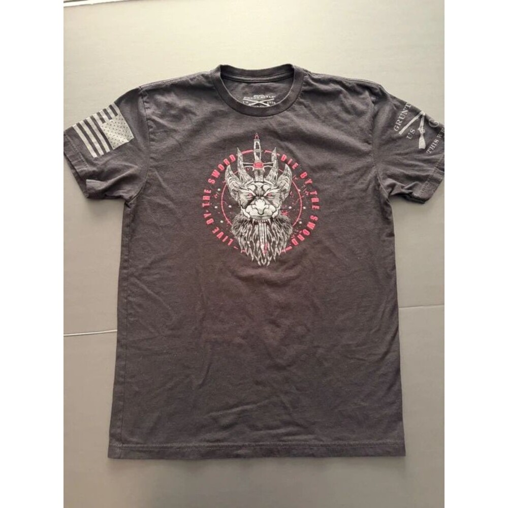 Grunt Style This We’ll Defend Skull Sword Graphic Tee Black Small